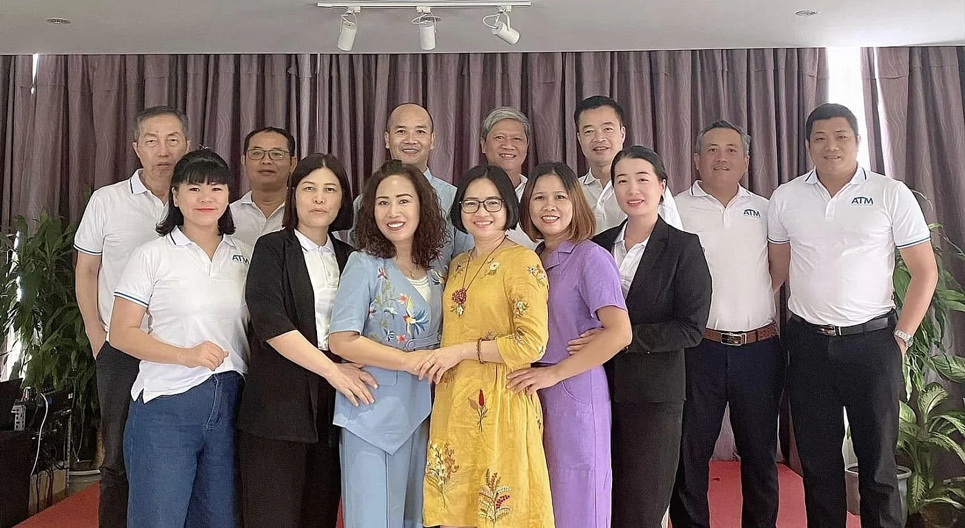 Đội ngũ nhân sự chuyên nghiệp ATM Academy