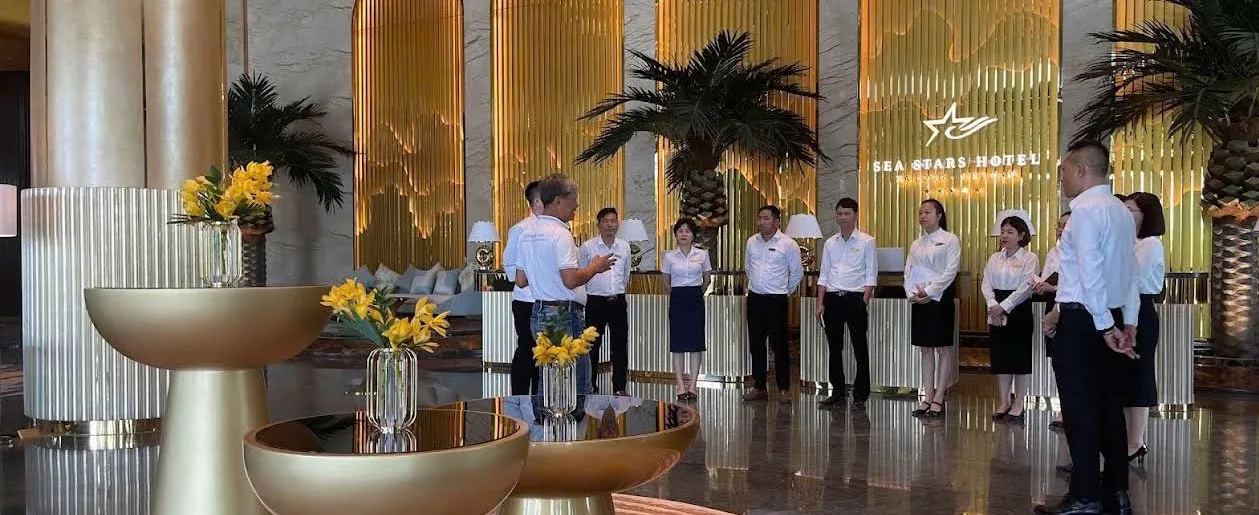 Lễ Tân